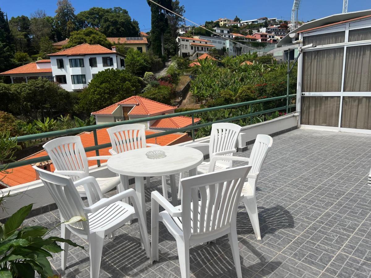 Angie'S Apartment Funchal  Buitenkant foto