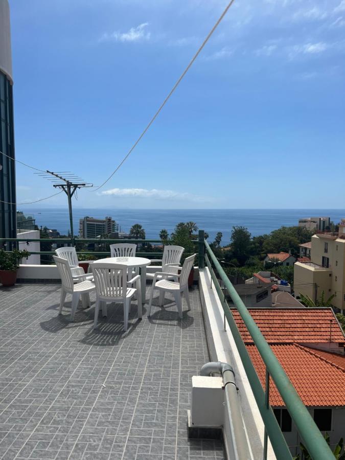 Angie'S Apartment Funchal  Buitenkant foto