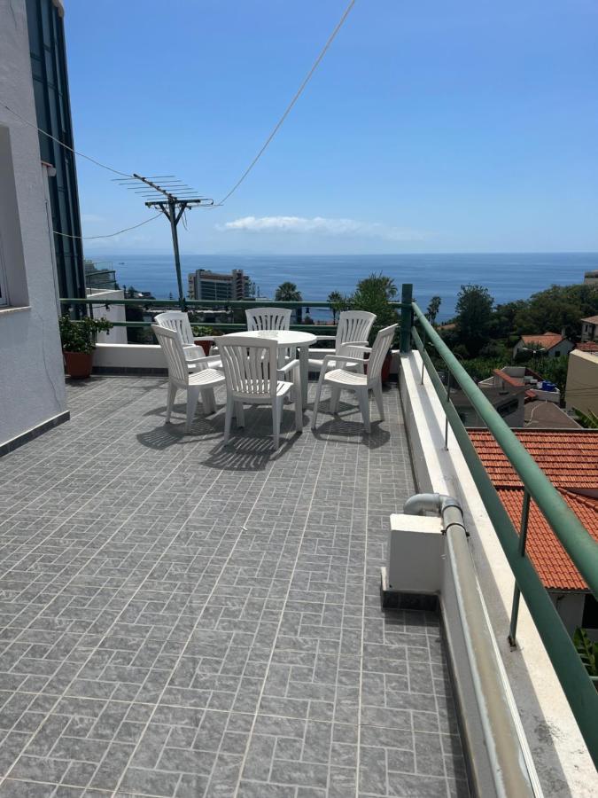 Angie'S Apartment Funchal  Buitenkant foto