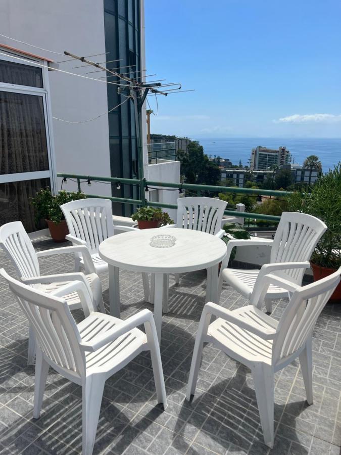 Angie'S Apartment Funchal  Buitenkant foto